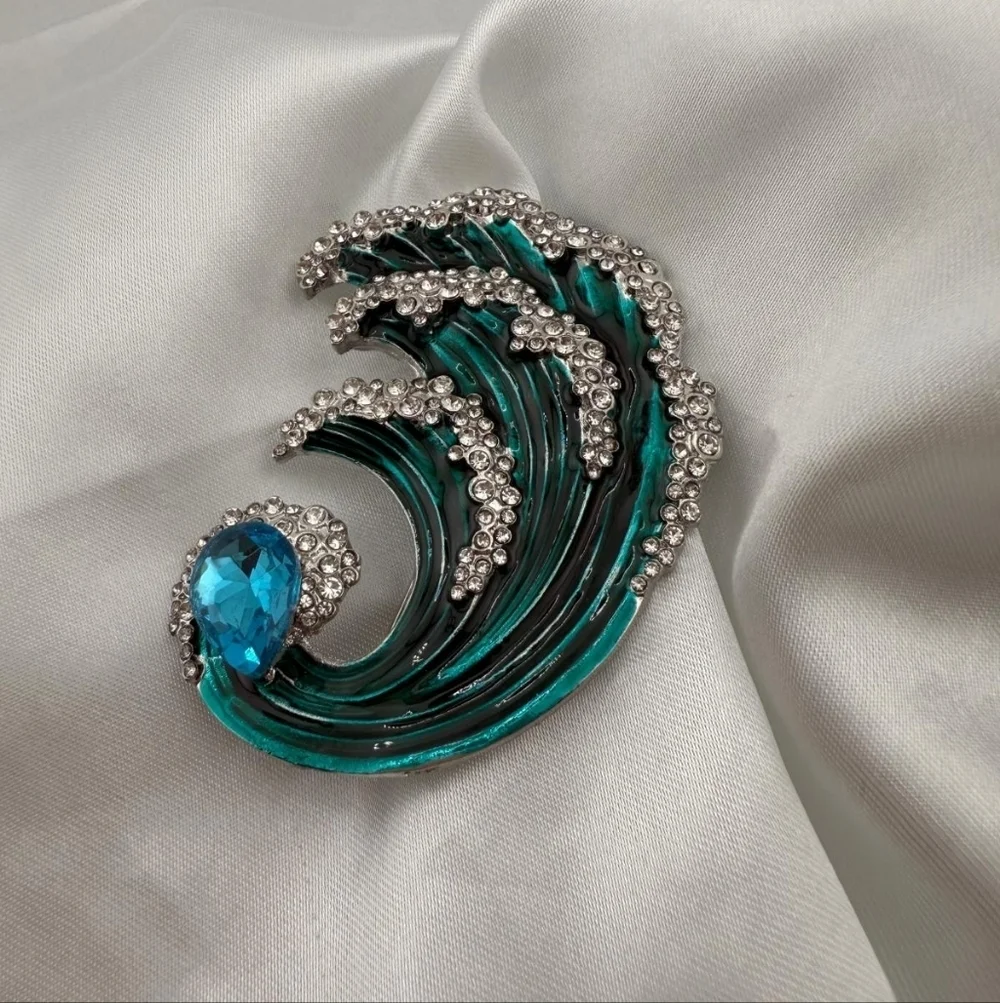 Betsey Johnson Blue Ocean Wave Elegant Silver and Blue Brooch